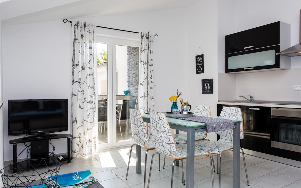 באסקה Apartments Matea מראה חיצוני תמונה